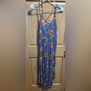 #41 American Eagle Rayon Floral Jumpsuit 17-19.5” PTP, 13-16” waist